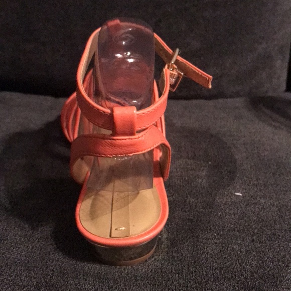 Sandals - Picture 4 of 4